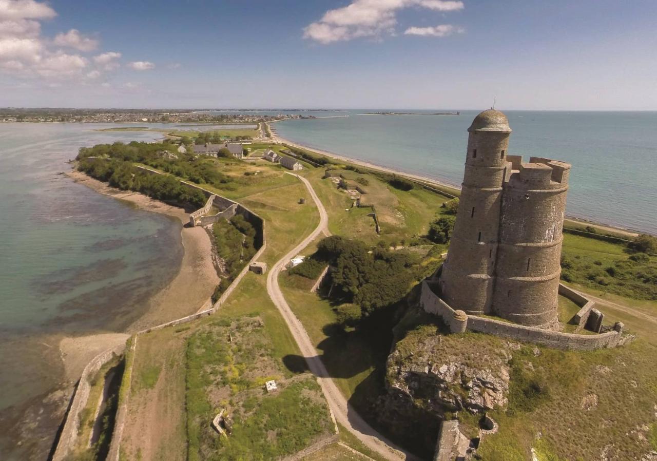 Maison Normande Proche De La Mer Et Des Lieux Touristiques Quettehou 外观 照片