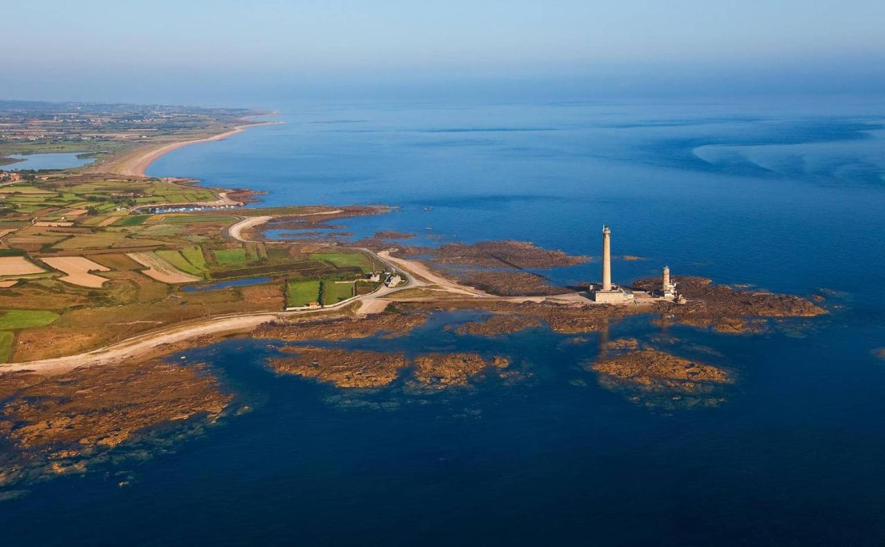 Maison Normande Proche De La Mer Et Des Lieux Touristiques Quettehou 外观 照片